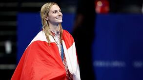 Summer McIntosh soma terceiro ouro em Paris'2024 ao vencer 200 estilos
