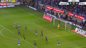 FC Porto esteve a perder por 3-0... mas completou a reviravolta com este golo de Iván Jaime no prolongamento