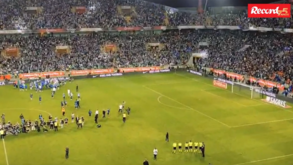 Vítor Bruno conquistou a curva: treinador do FC Porto muito acarinhado após conquista da Supertaça