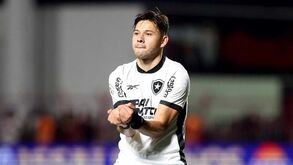 Botafogo de Artur Jorge goleia no regresso às vitórias 