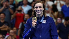 Katie Ledecky: a nadadora de ouro que entrou para a história em Paris'2024 e que 'salta' de recorde em recorde