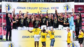 Feyenoord conquista Supertaça holandesa nos penáltis