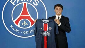 Oficial: João Neves é reforço do PSG