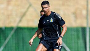 Cristiano Ronaldo faz o primeiro treino da época com o plantel do Al Nassr