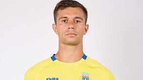 Henrique Araújo parte na frente para o arranque