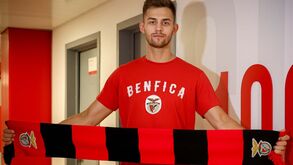 Polaco Michal Godlewski  reforça Benfica