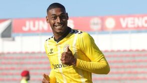 Negócio fechado: Gustavo Silva é reforço do V. Guimarães