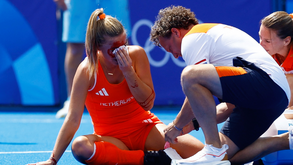 Arrepiante: jogadora holandesa de hóquei em campo ficou neste estado após levar bolada na cara