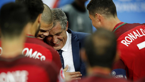 Fernando Santos e o adeus de Pepe aos relvados: «Um dos maiores jogadores que tive o privilégio de treinar»
