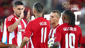 Bis de Gelson Martins na derrota do Olympiacos no particular com o Nott. Forest