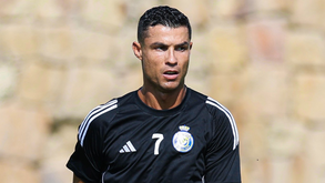 Cristiano Ronaldo viu da bancada a derrota do Al Nassr no particular com o Almería