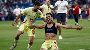 Espanha bate França no prolongamento e conquista torneio olímpico masculino de futebol