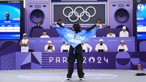 Refugiada desclassificada no breaking em Paris'2024 por pedir liberdade para mulheres afegãs