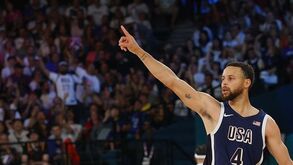 Estados Unidos não perdoam e conquistam 17.º título olímpico no masculino