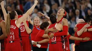 Estados Unidos vencem medalheiro de Paris'2024 com triunfo no basquetebol feminino