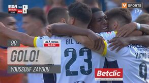 O golo de Zaydou Youssouf que sentenciou o Famalicão-Benfica