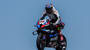 Toprak Razgatlioglu faz história em Portimão com 13.ª vitória seguida em Superbike