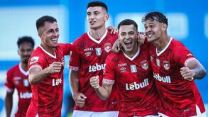 A crónica do Estoril-Santa Clara, 1-4: ciclone açoriano varreu a Amoreira