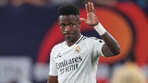 Inacreditável: Real Madrid recusou a maior proposta de sempre do futebol por Vinícius Júnior