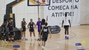 Neemias Queta Training Camp: craque da NBA partilha conhecimentos com jovens promessas