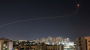 Hamas lança rockets contra Israel e atinge arredores de Telavive