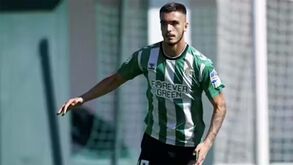 Sierra negociado pelo Estoril para render Vital