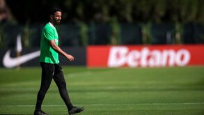 Sporting regressa ao trabalho e vai viajar para a Madeira com três baixas