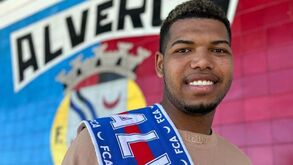 Thauan Lara é reforço do Portimonense por empréstimo do Santa Clara