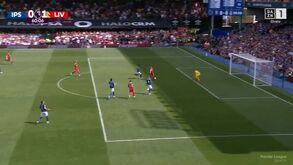À ponta-de-lança: Diogo Jota inaugurou assim o marcador no Ipswich-Liverpool