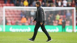 Antonio Conte 'explode' antes de receber Neres: «Esperava uma situação melhor»