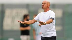 José Mota critica arbitragem: «Perdemos o jogo num lance de fita métrica»