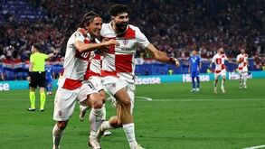 Luka Modric nos convocados da Croácia para visita a Portugal  