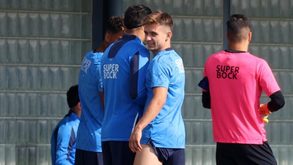 Francisco Conceição regressa aos treinos do FC Porto