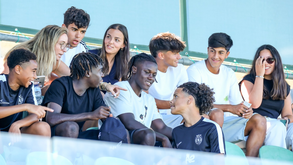 Geovany Quenda em Alcochete a assistir ao dérbi entre Sporting e Benfica em sub-23