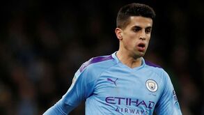 Al Hilal interessado em João Cancelo