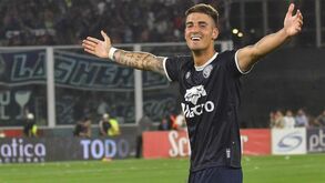 Rio Ave perto de garantir central argentino