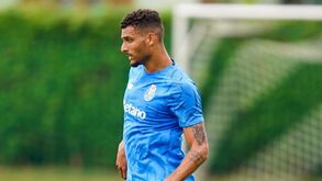 Olympiacos volta à carga por David Carmo mas ainda não há acordo