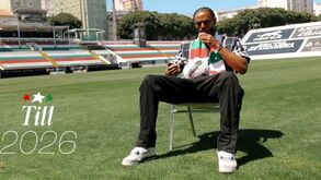 Till Cissokho oficializado.... a tomar café em pleno relvado da Reboleira 