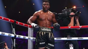 Ngannou regressa após viagem ao inferno: «Vou lutar pelo meu filho»