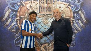Oficial: Brayan Caicedo assina até 2029 e reforça o FC Porto B