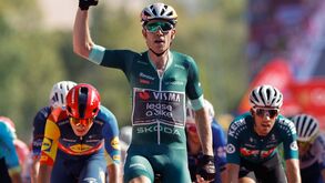 Crónica da 7.ª etapa da Vuelta: Van Aert e Roglic mostram poderio