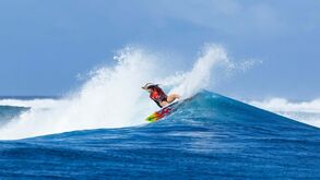 Jovem wildcard canadiana, de 17 anos, vence o Fiji Pro