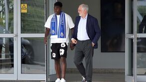 Samu Omorodiom já chegou para reforçar o FC Porto