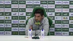 Abel Ferreira pede desculpa por polémica em conferência: «Reconheço que fui infeliz na resposta»