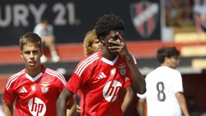 Sacavenense-Benfica, 0-2: Suplentes de luxo