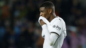 Espanhóis garantem que Valencia rejeitou 20 milhões de euros do FC Porto por Cristhian Mosquera