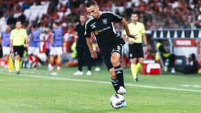 Intensificam-se contactos por Lelo mas eventual saída só depois da Reboleira