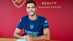 Mikel Merino reforça o Arsenal