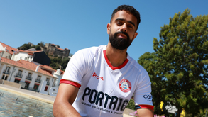 Sarpreet Singh reforça meio-campo do U. Leiria