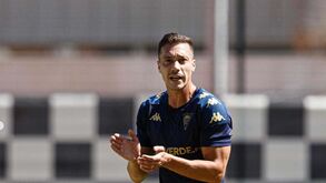 Alex Soares é reforço do Portimonense